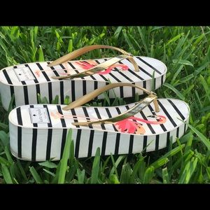 Size 7 Kate spade flip flops
